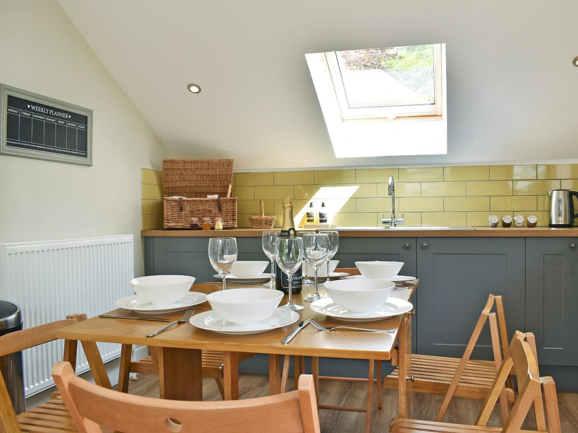 Perivale Lodge Лидни Екстериор снимка